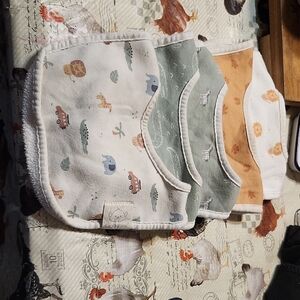 Charming Animal Print Bib Set - Cream, Green, Orange